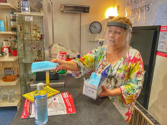 VIDEO REPORT: Shoppers adapt rapidly to face mask regulations