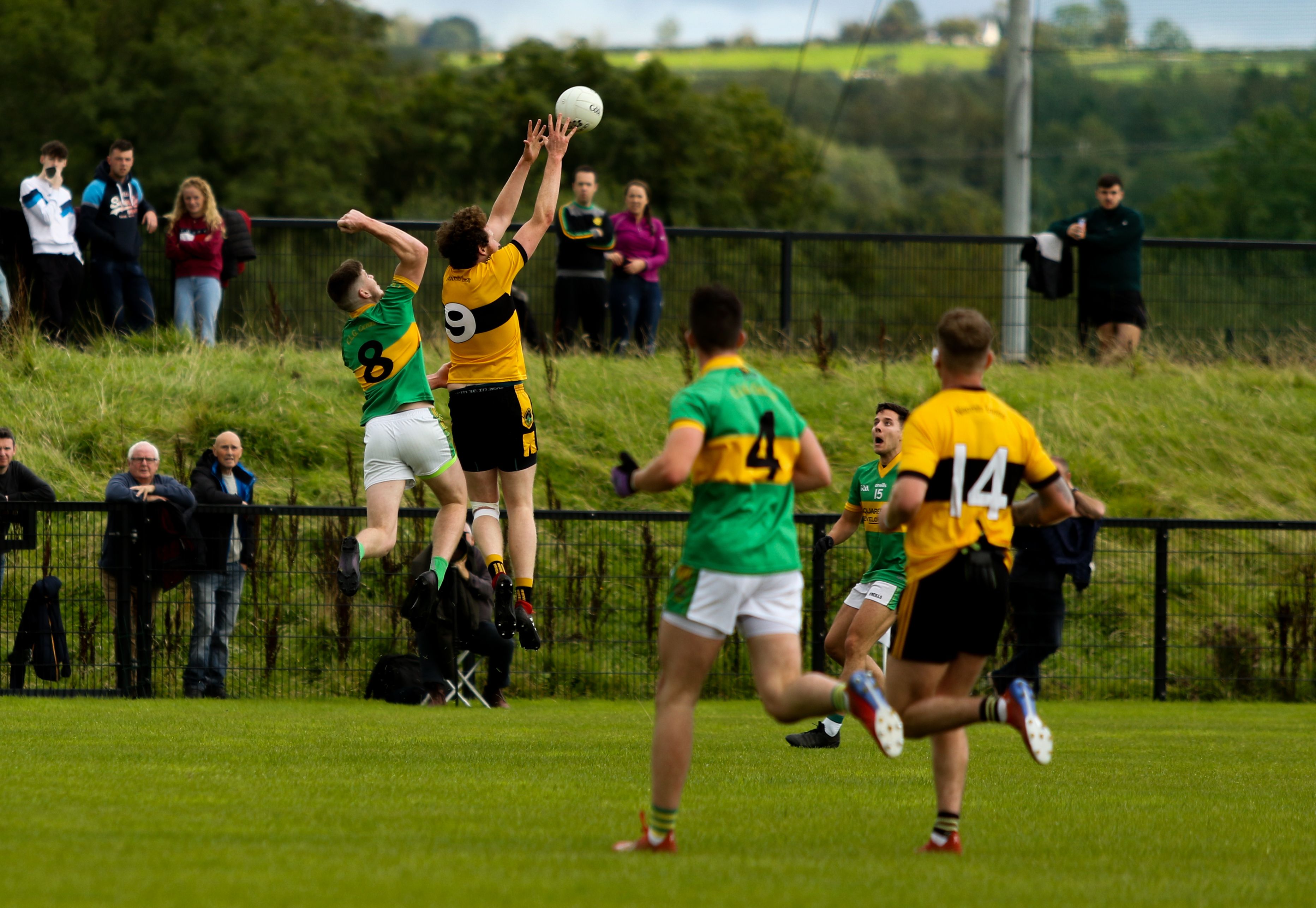 Naomh Éanna\'s Niall McKeown and Creggan\'s Kevin Rice battle for possession during Sunday\'s Antrim SFC quarter-final at Dunsilly 