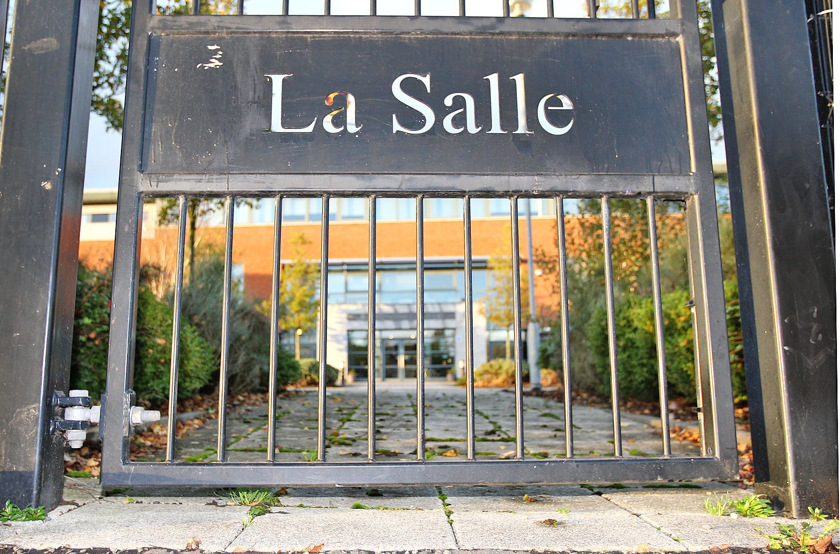 POSITIVE: Teaching will not be affected at De La Salle College