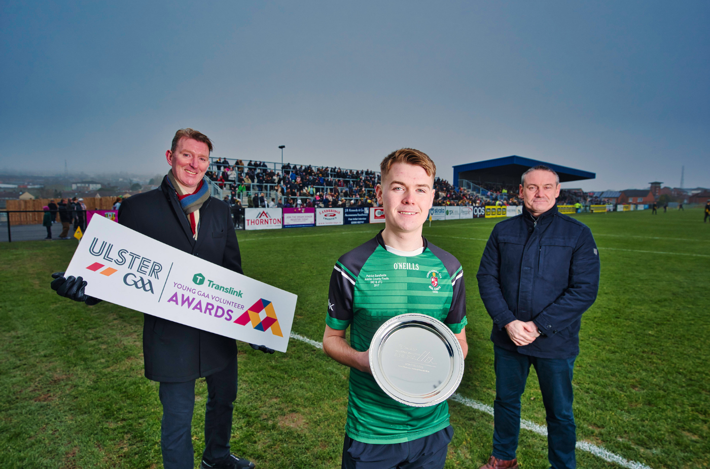 Oisin Coleman, 17, from Patrick Sarsfield GAC, Belfast, is presented with the Translink Ulster GAA Young Volunteer of the Year Award, by Translink’s Belfast Area Manager Damian Bannon, and Ulster GAA Vice President Ciaran McLaughlin