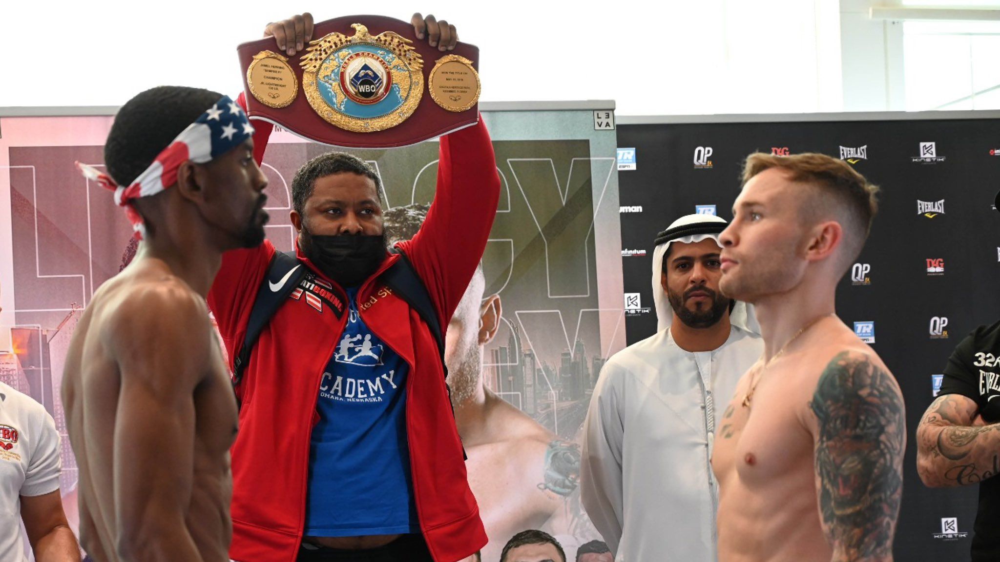 Jamel Herring and Carl Frampton stare down after yesterday\'s weigh-in