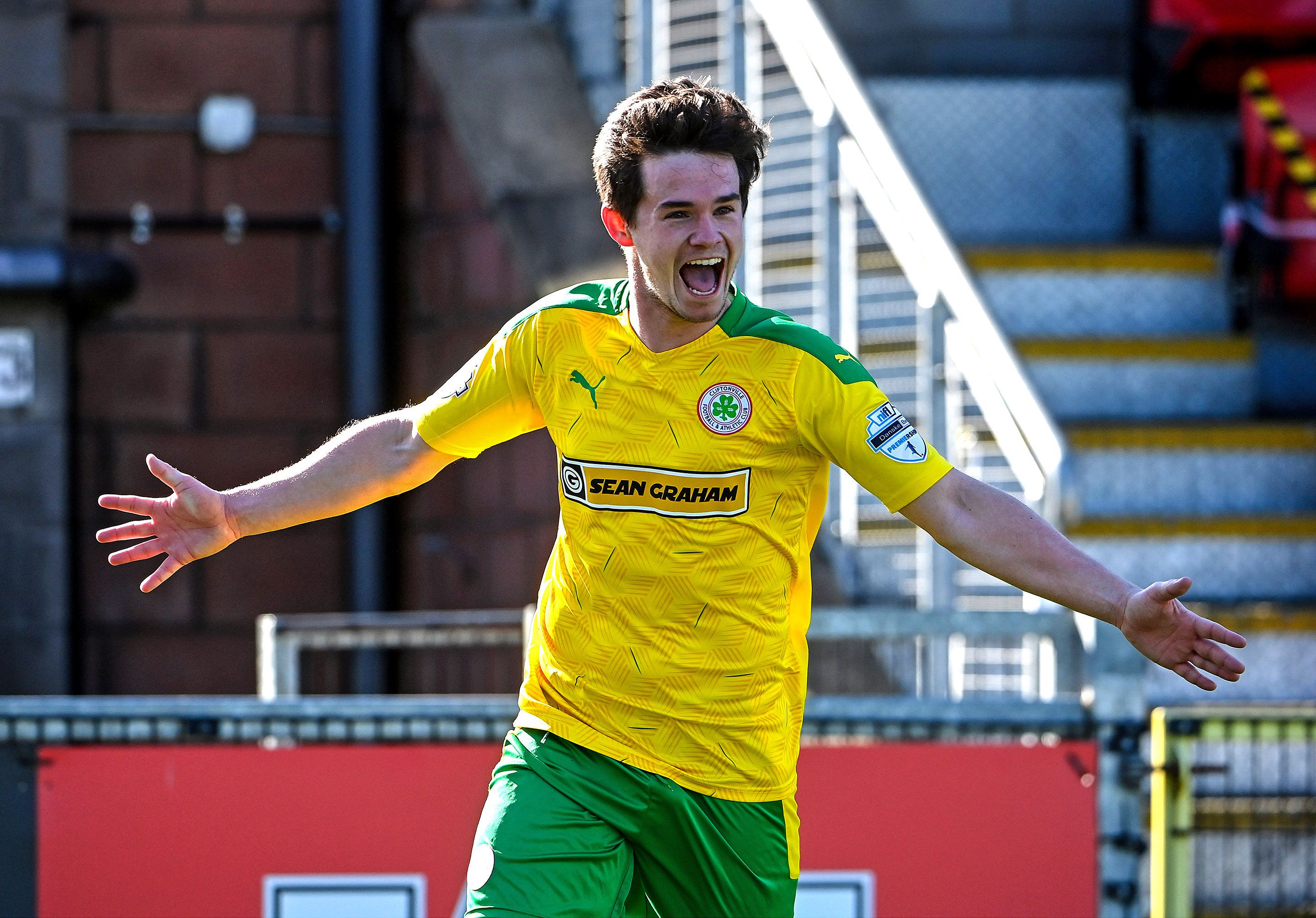Michael McCrudden scored a hat-trick during Cliftonville\'s empathic 5-0 win over Carrick Rangers at Solitude on Saturday 