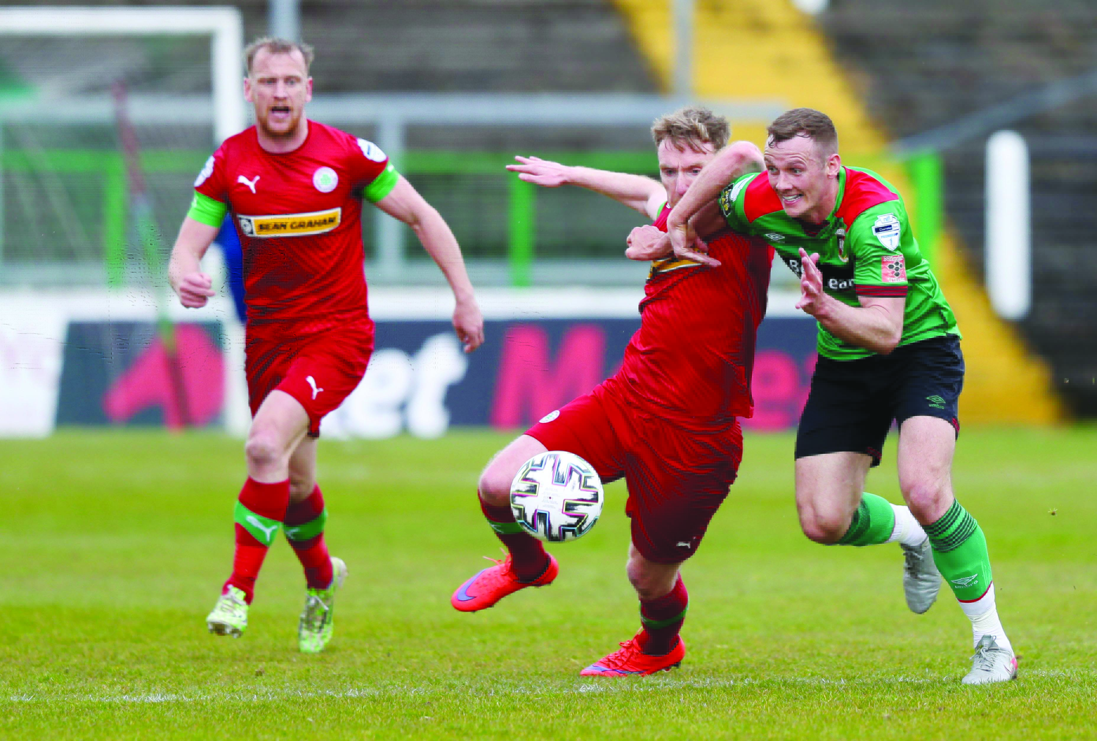 Cliftonville return to The Oval to face Glentoran this Saturday having lost out to the East Belfast club in the Irish Cup last week