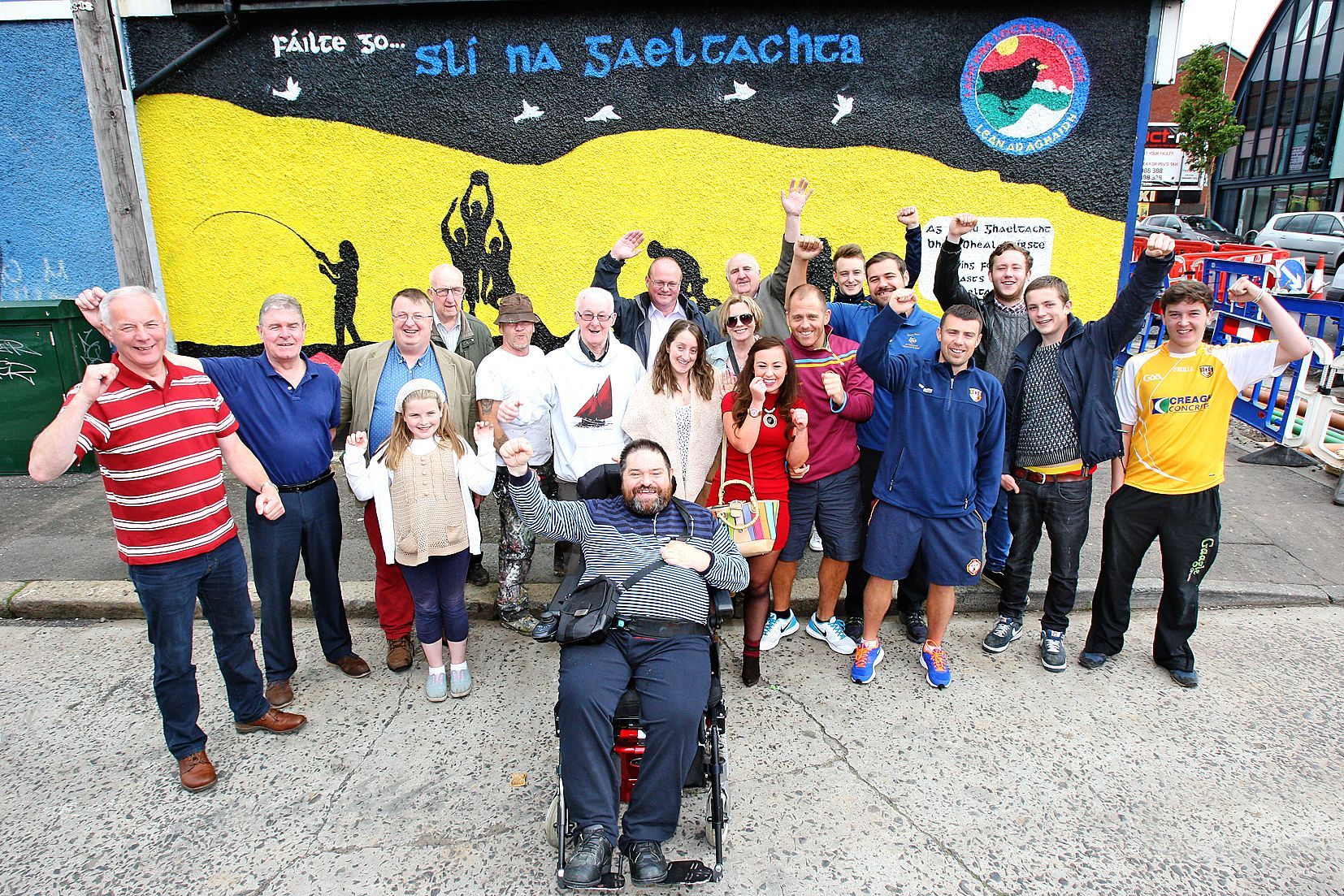 Language stalwart Gearóid Ó Cairealláin unveiling a Gaeltacht Quarter mural in 2015