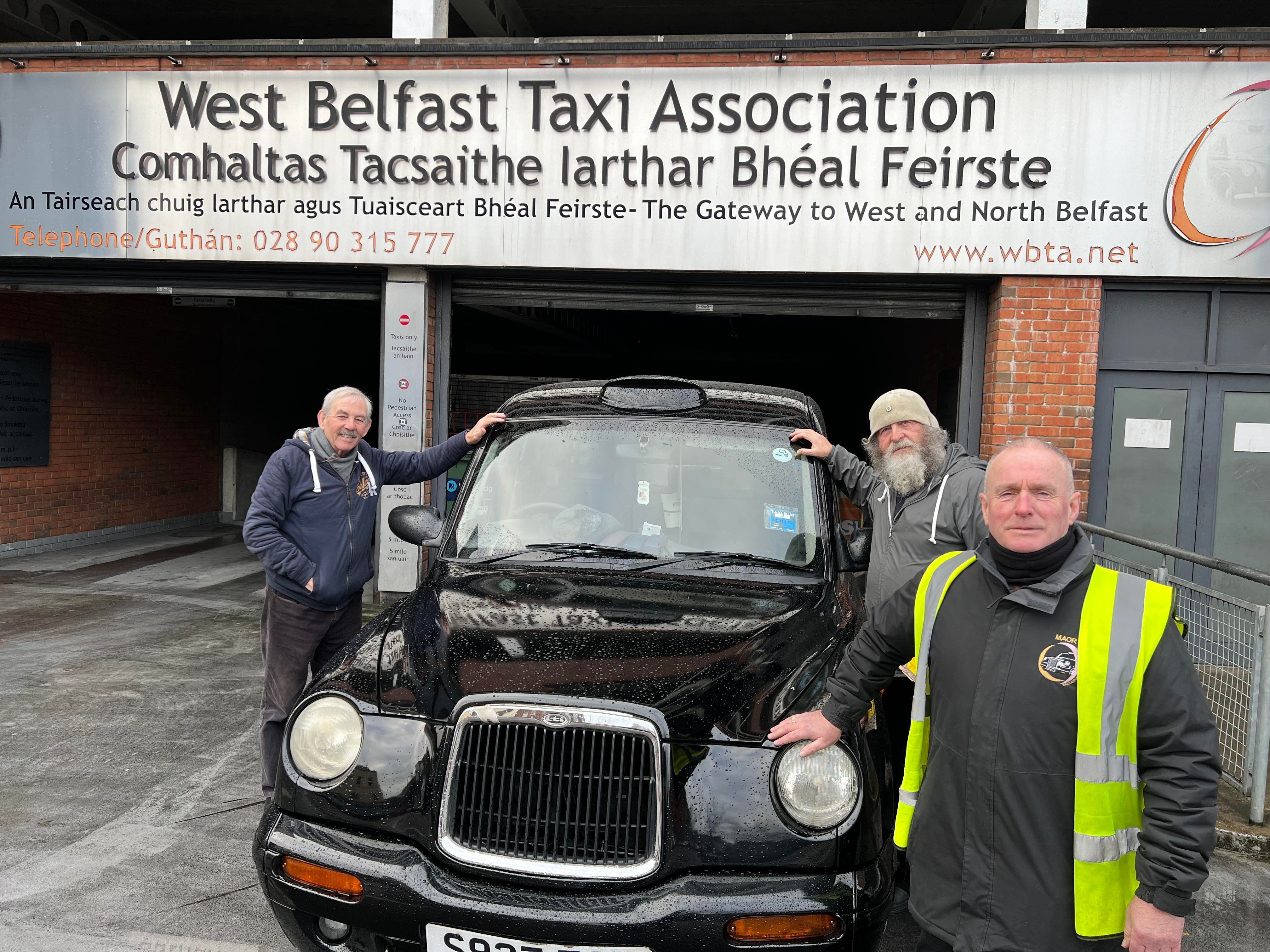 \"STOP HERE, MISTER\": Veteran Black Taxi drivers Seamy Rice and Gary Clingan with loader Paul Rooney