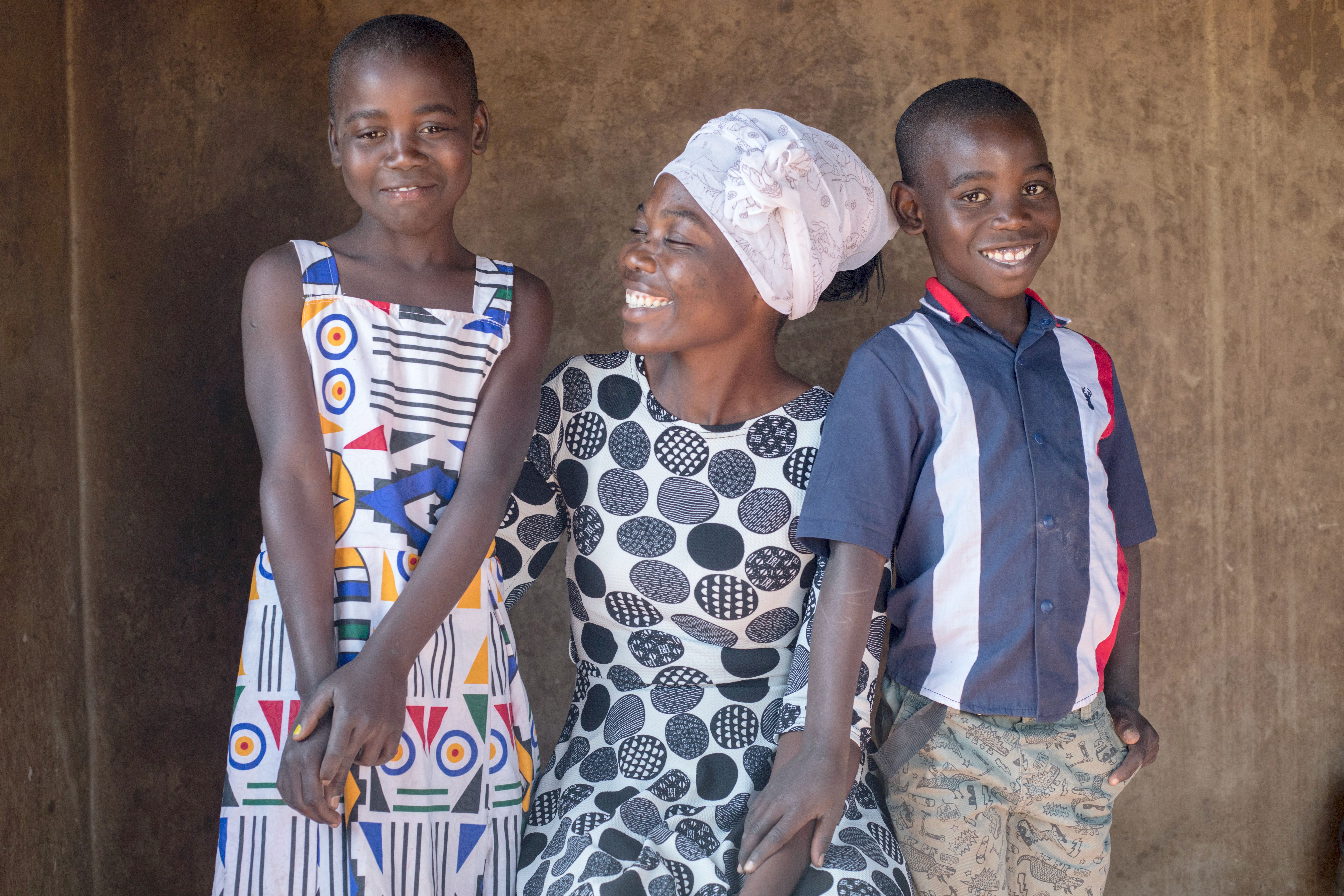 Thandekile with her children Nomatter and Forward.  Photo: Cynthia Matonhodze.