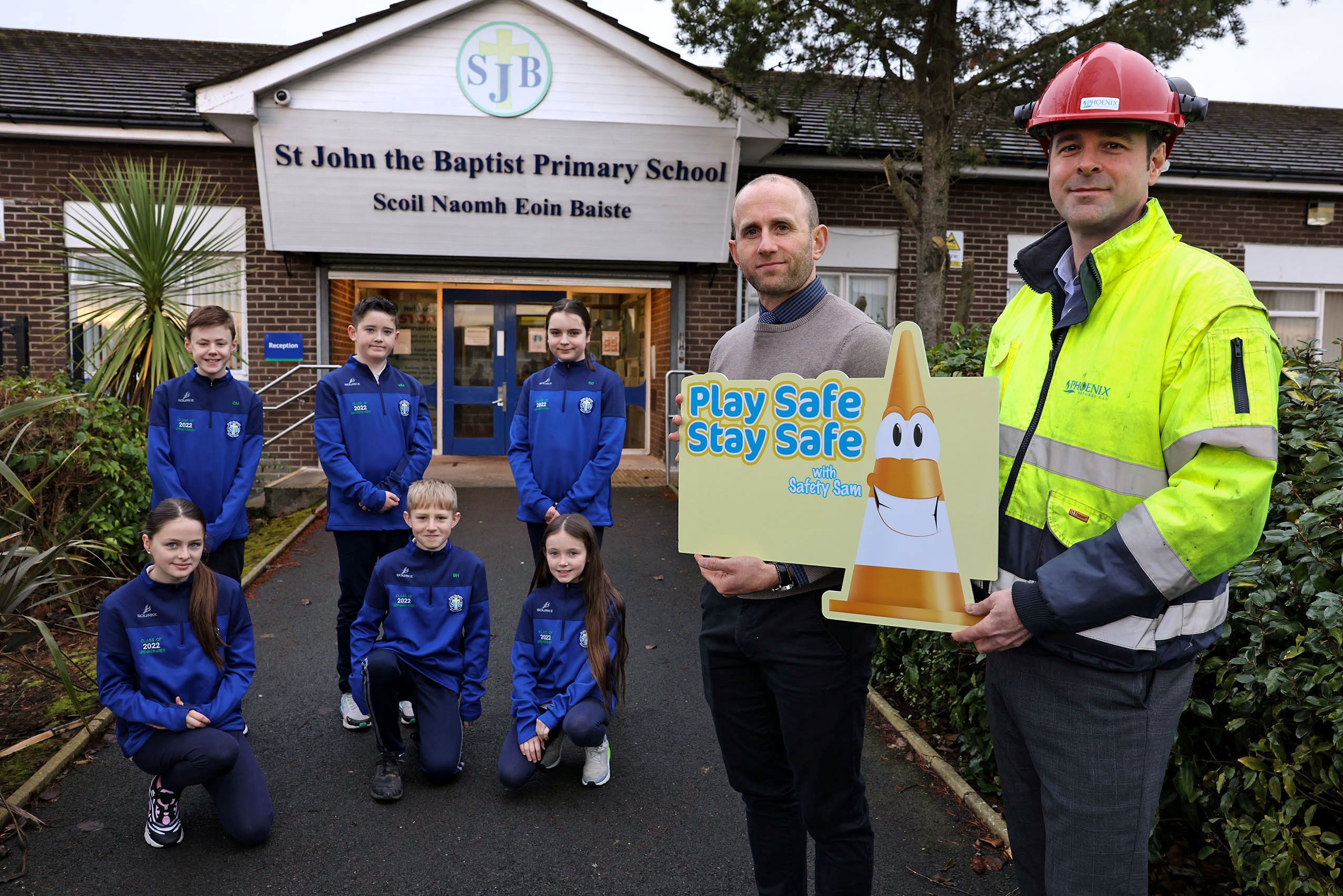 SAFETY: Adrian McNeilly, Health & Safety Manager at Phoenix Natural Gas, joined St John The Baptist teacher Mr Pollock and pupils Chloe McKeown, Sophia John, Brendan Herdman, Michael Magill, Conor Madden and Grace Doon.