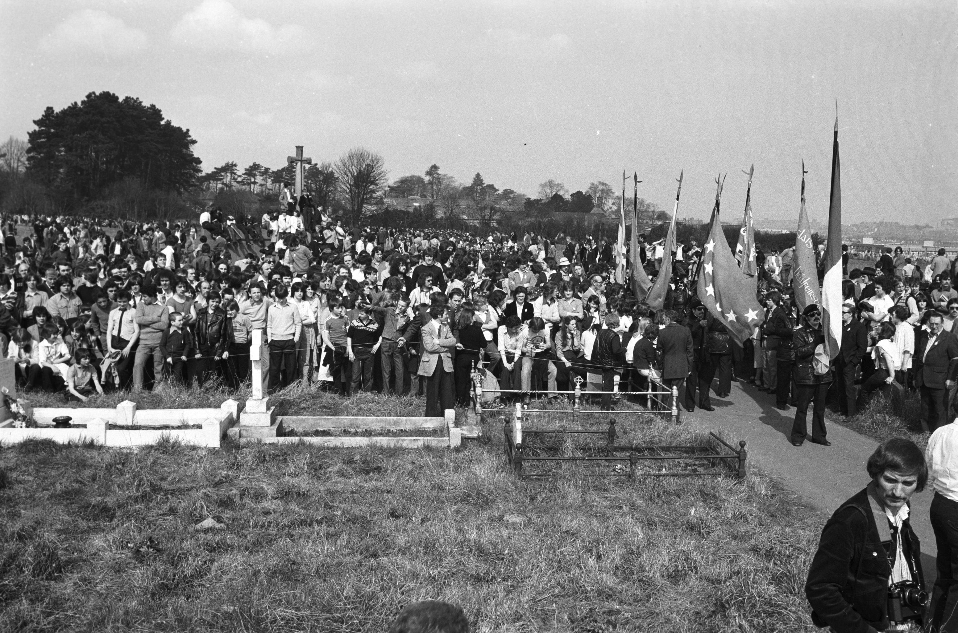 Easter Sunday, Milltown Cemetery, this week back in 1980