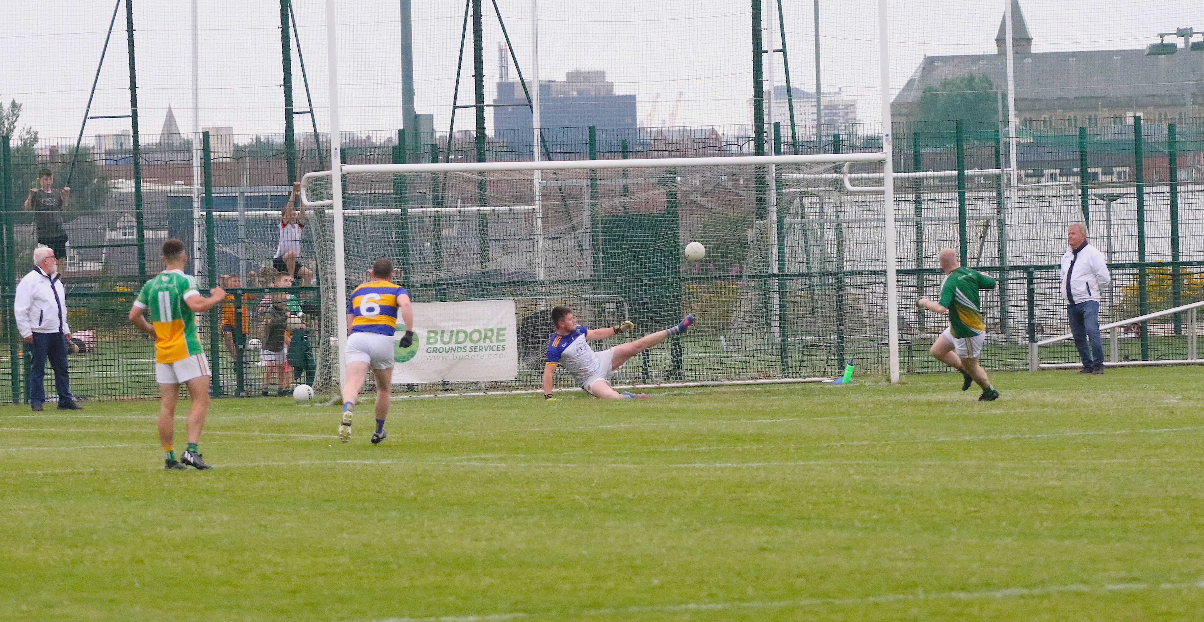 Aaron Slane finds the net from a penalty for Davitt\'s