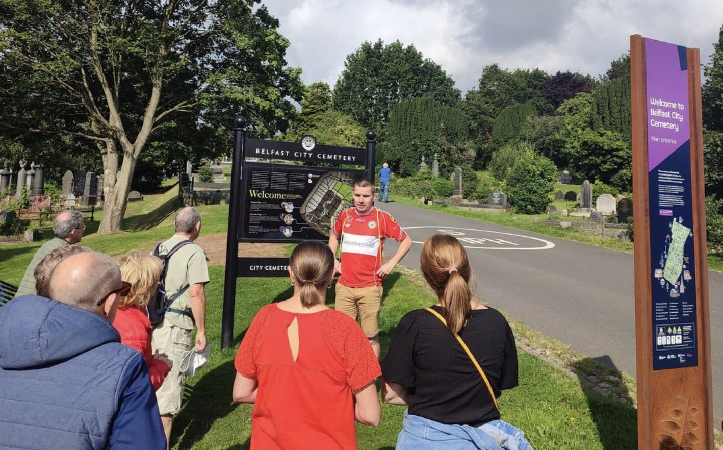 BUA: As well as updating signage in the cemetery to be bilingual, Belfast City Council have asked Seán Fennell to conduct his tours in Irish in the City Cemetery