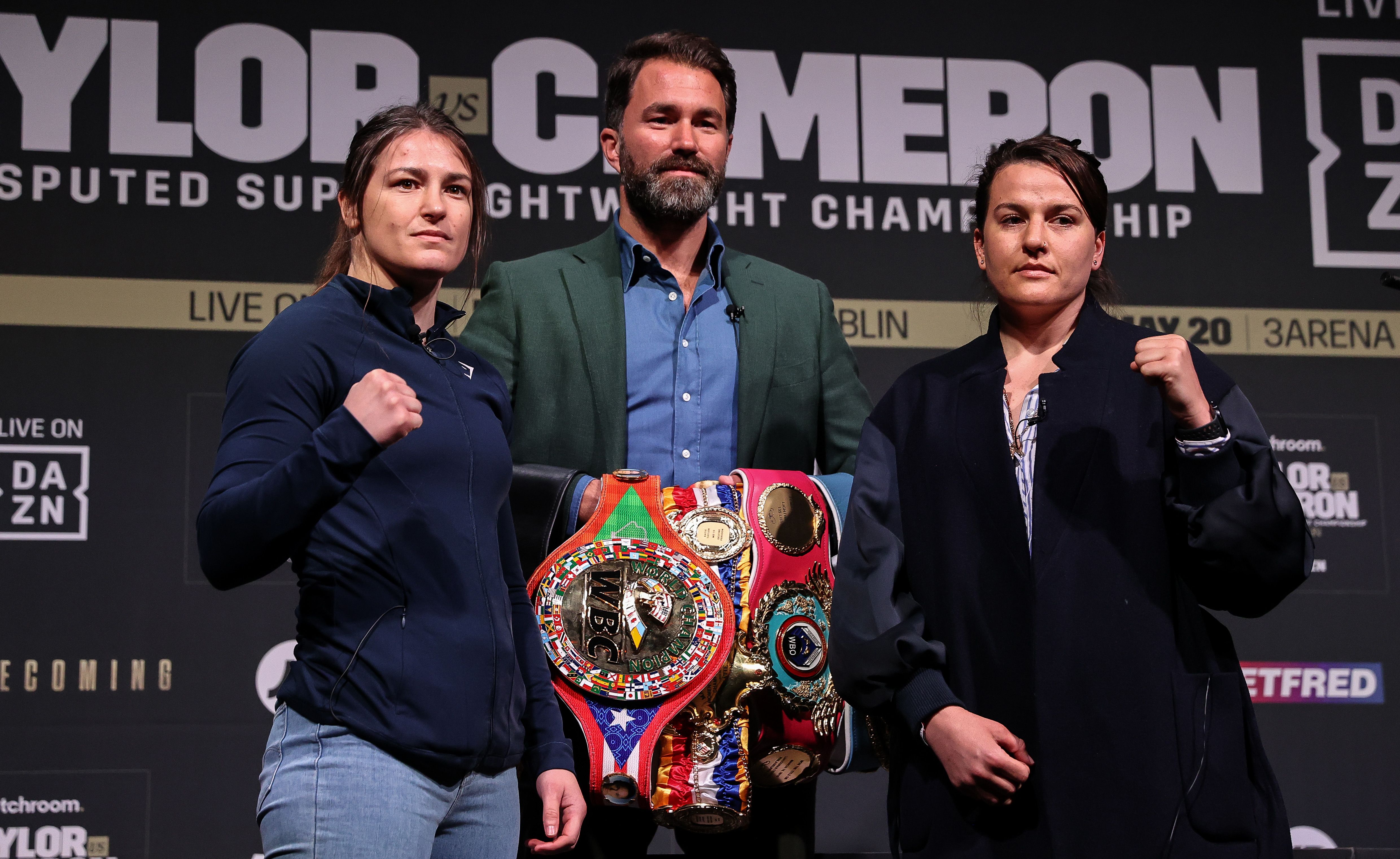 Katie Taylor and Chantelle Cameron with promoter Eddie Heard at Dublin\'s Mansion House on Monday 