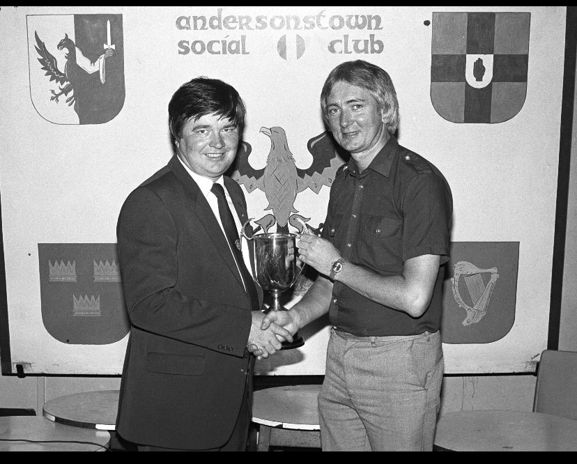 Joe McCartan awarding the memorial Jack McCartan Cup in 1981 to Ray Megahey, Lámh Déarg