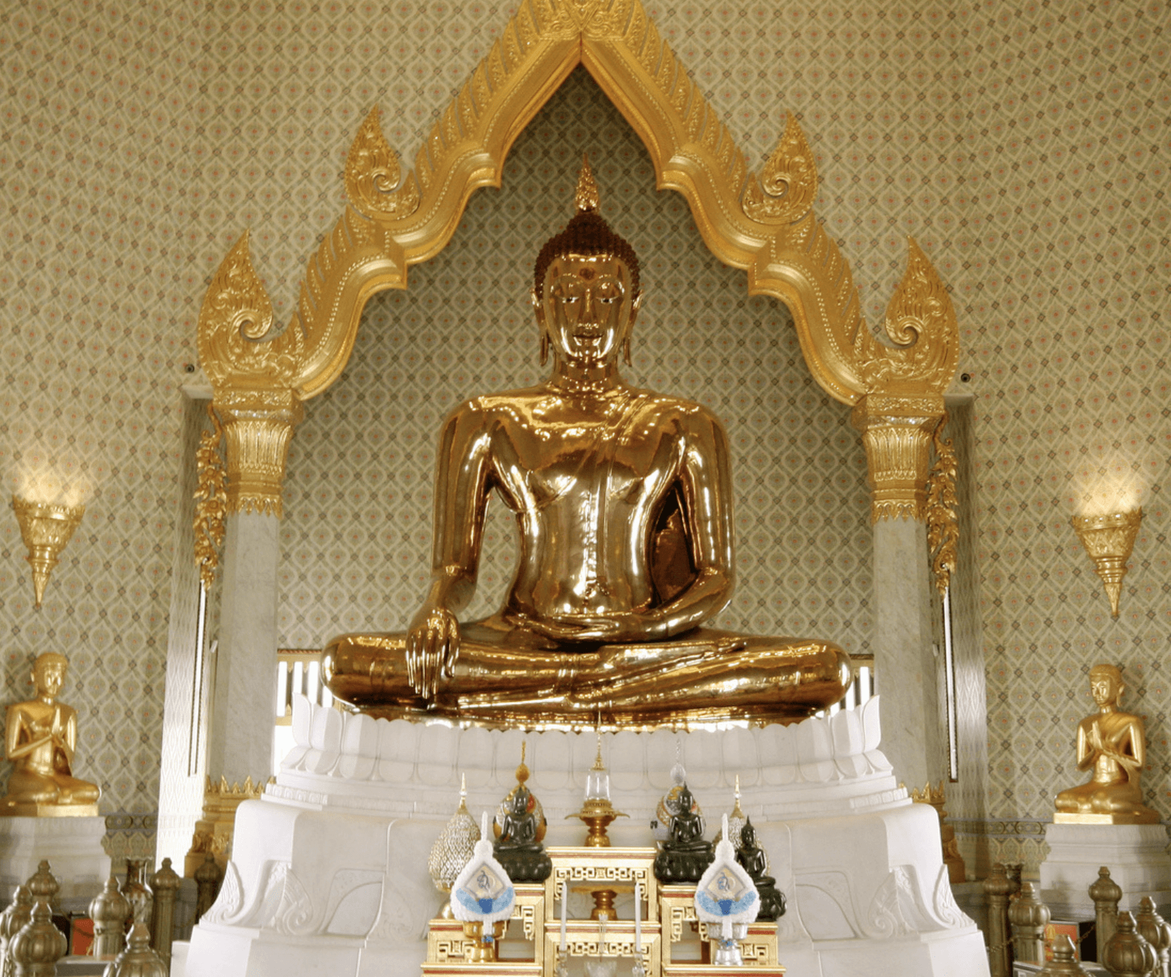 HIDDEN: The fabulously valuable Golden Buddha sat hidden under a coat of clay for centuries