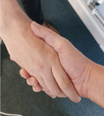 Cropped handshake 1