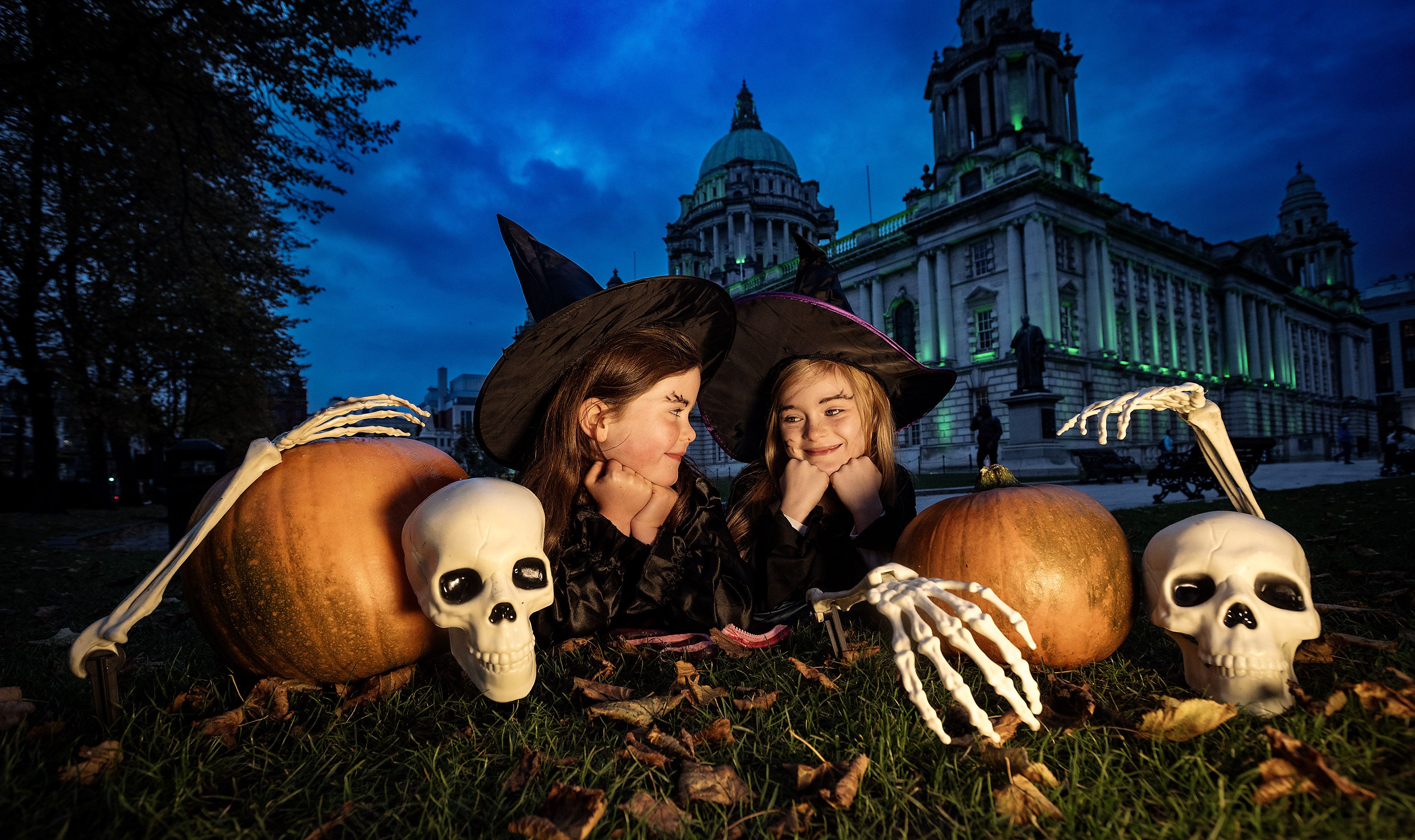 Stephanie Whyte (7) and Órlaith Scott (7) conjure up some Halloween magic at City Hall