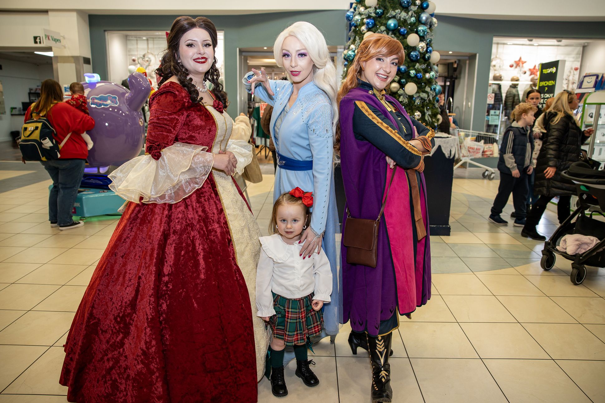 Remeigh Sullivan with Belle, Elsa and Anna