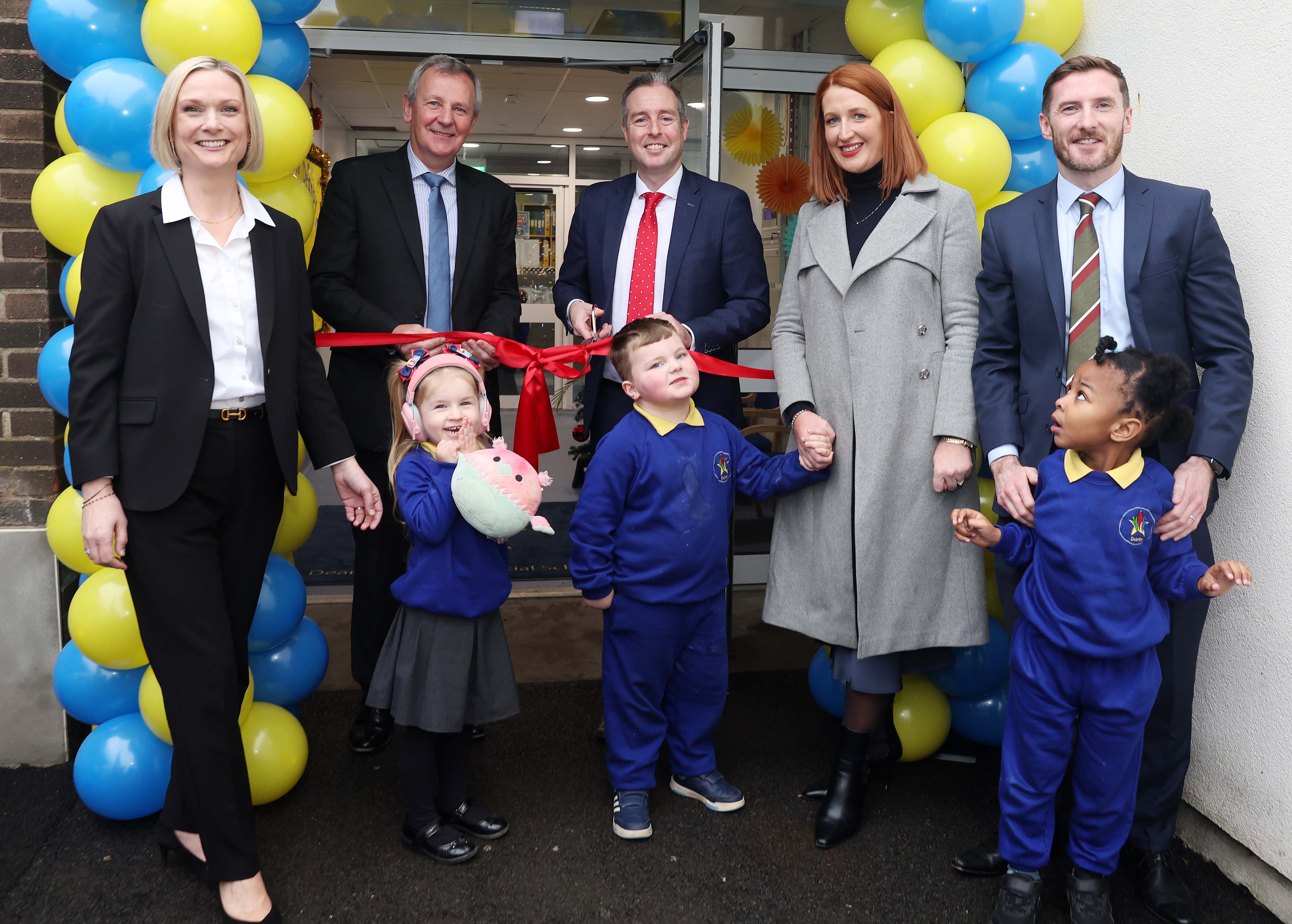 Education Minister Paul Givan with Katherine Calvert (Interim Head), Richard Pengelly (Chief Executive Education Authority) Shauna Collinson, (Interim Chair of Board of Governors) Mark George (Interim Deputy Head).