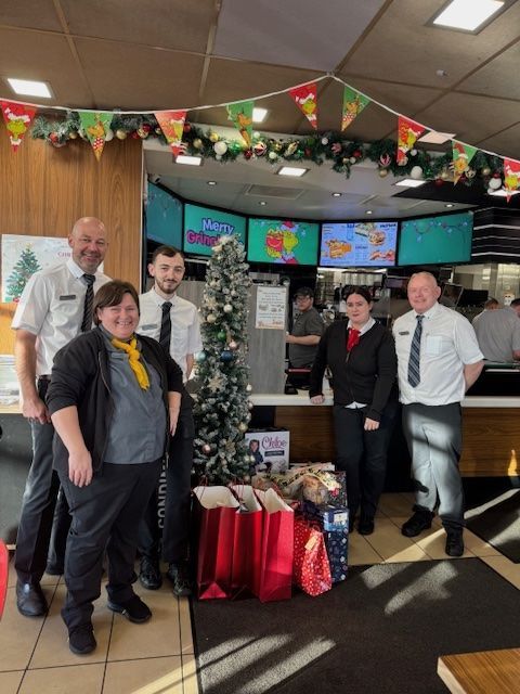 CHRISTMAS COLLECTION: Staff at McDonald\'s Westwood