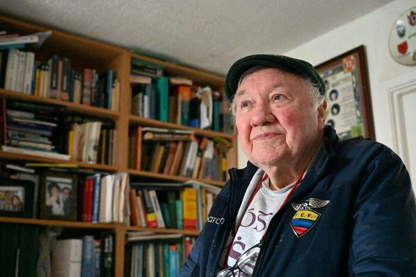 DÚLRA: Now Pat’s learning the language of birds