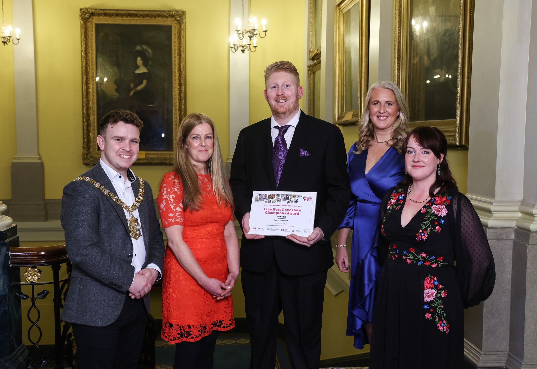 AWARD: Lord Mayor, Ryan Murphy, Emily Brough, Colin Neighbourhood Partnership (CNP), Lorcan Hand, CNP Volunteer, Lynda Surgenor, Live Here Love Here Manager and Lynsey Donnelly Colin Green Spaces Project