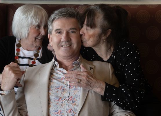 WATCH: Singer Daniel O'Donnell delights residents with special visit to Kilwee Care Home
