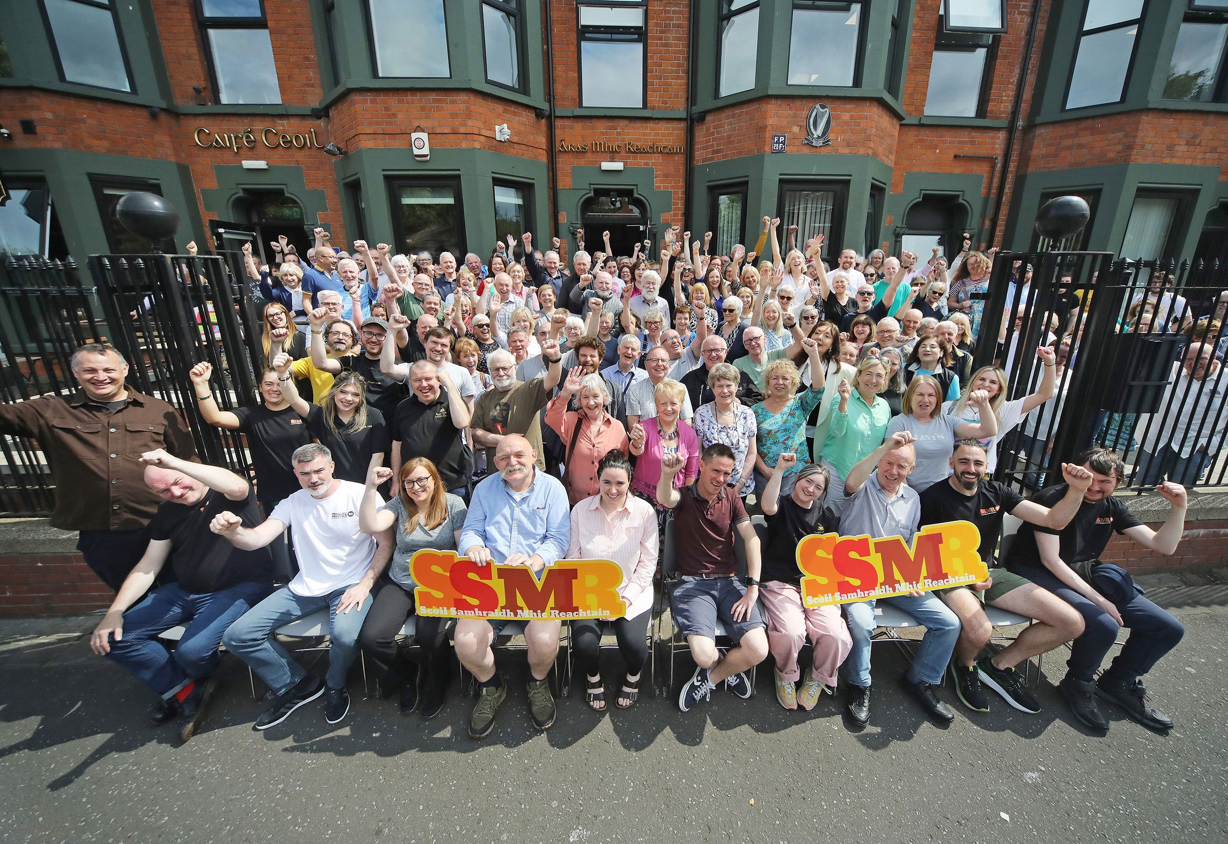 AOIBHINN BEATHA AN SCOLÁIRE: Lucht Scoil Samhraidh Mhic Reachtain ar maidin inniu