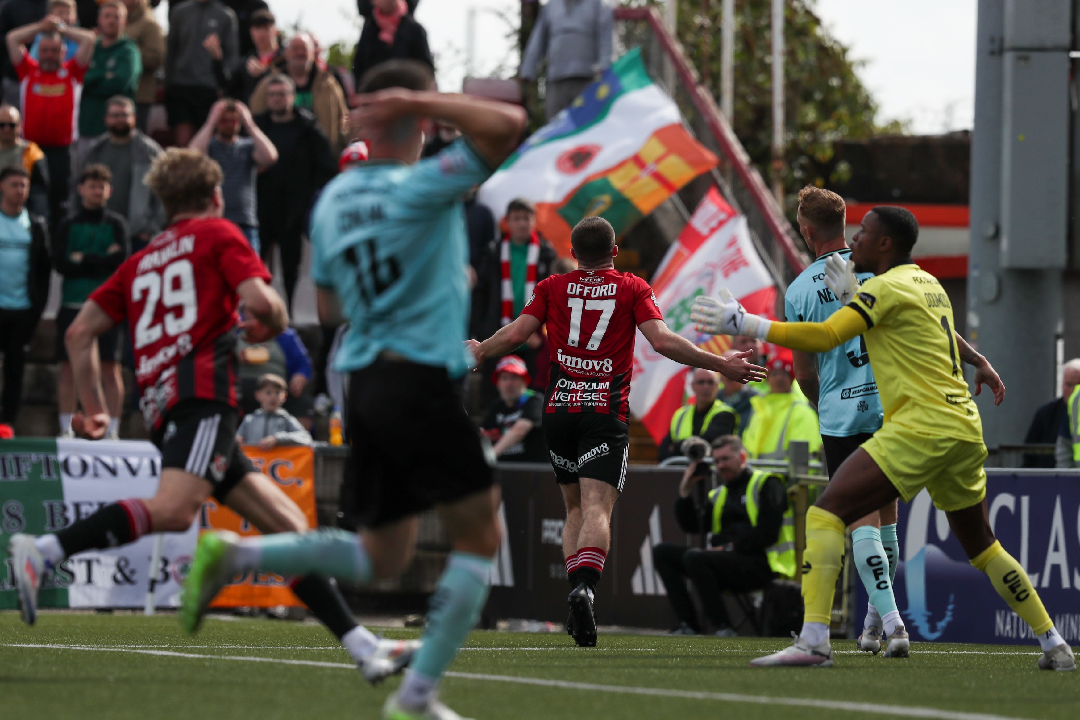 Kieran Offord celebrates his equalising goal on Saturday 