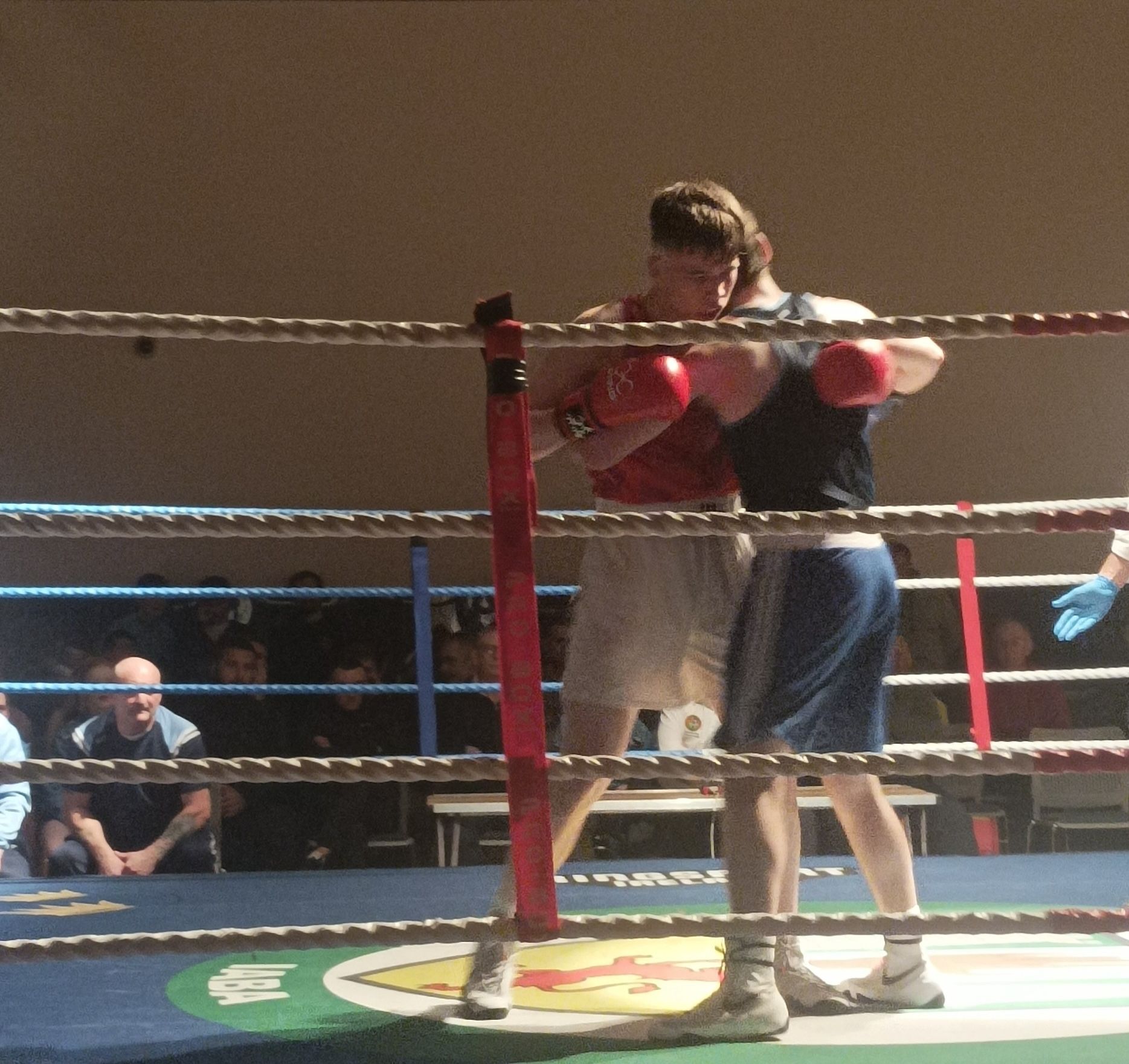 Sacred Heart BA\'s Philip Rooney (red) on his way to victory over Noel Grew at middleweight on Wednesday 