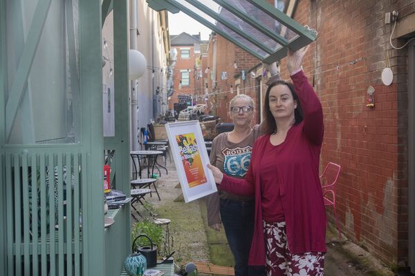 Iris Street alleyway transformed by neighbouring pals receives Belfast in Bloom award