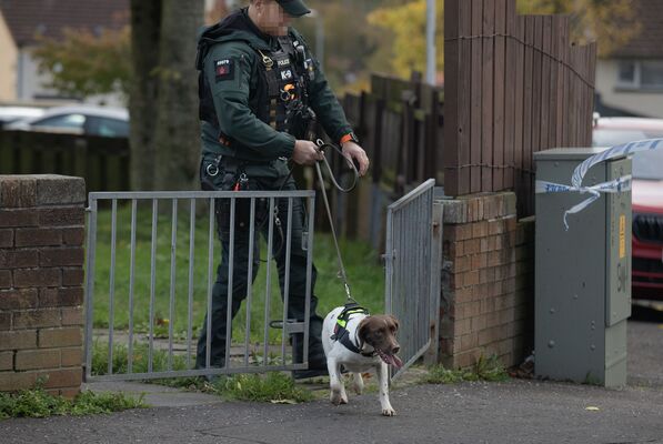 Residents evacuated in ongoing Glenalina Gardens security alert