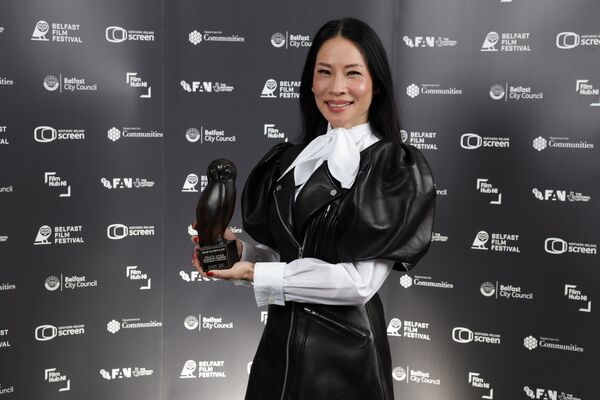 Lucy Liu picks up Réalta Award at Belfast Film Festival