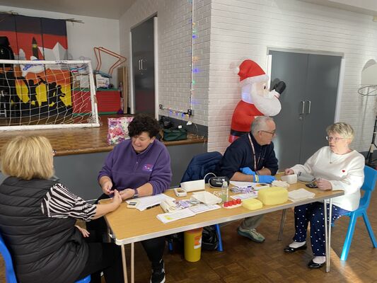 Advice at hand during Lenadoon winter health information morning