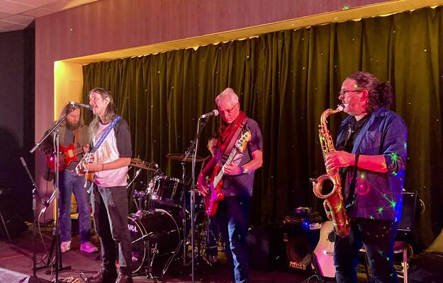 Bands raise over £8,000 for charities in Gaza