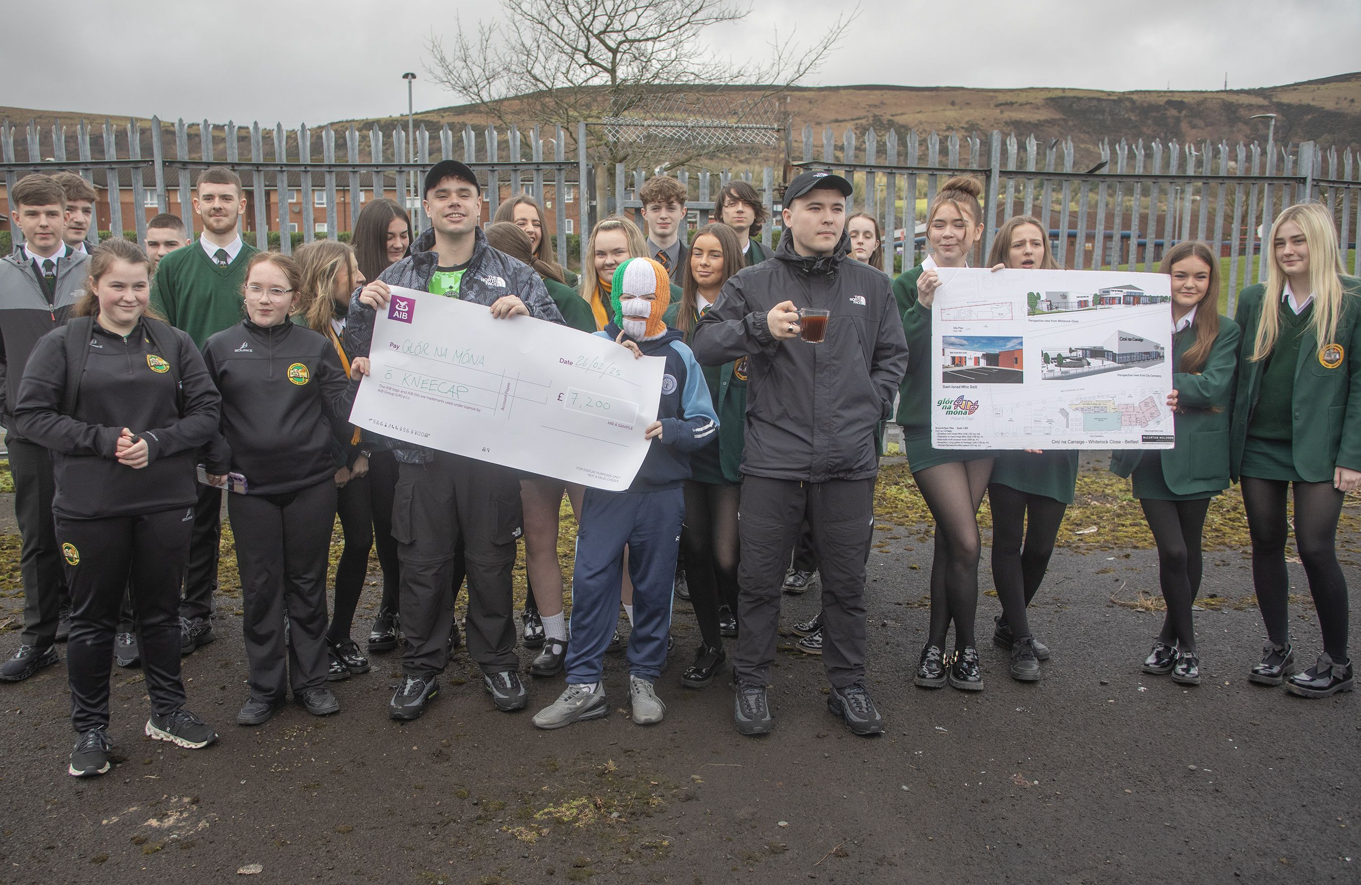 DONATION: Liam Óg Ó hAnnaidh and Naoise Ó Cairealláin from Kneecap at Glór na Móna