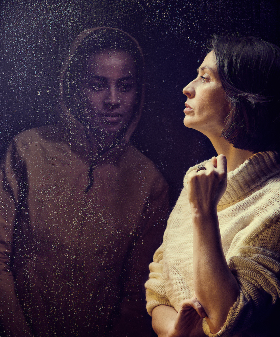 REFLECTIONS: Jeanne Nicole Ní Áinle as Annie and Lisa Dwyer Hogg as Hazel