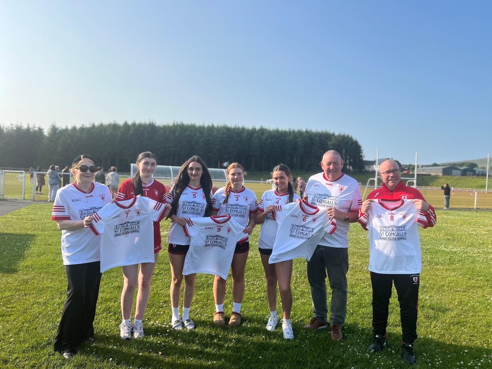 St Comgall’s/Ionad Eileen Howell will sponsor Lámh Dhearg in their upcoming campaign