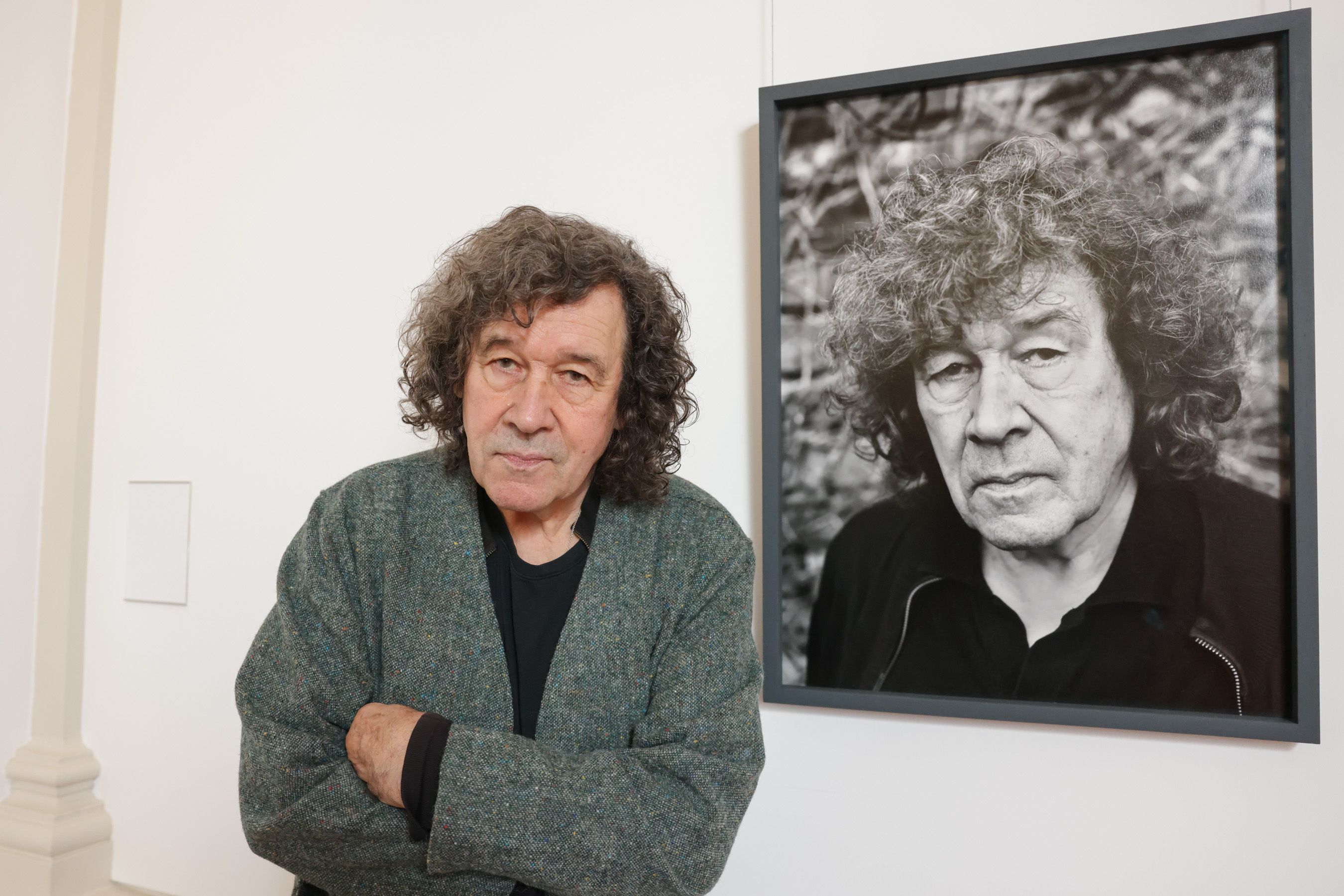 A PORTRAIT OF THE ARTIST: Actor Stephen Rea with his portrait