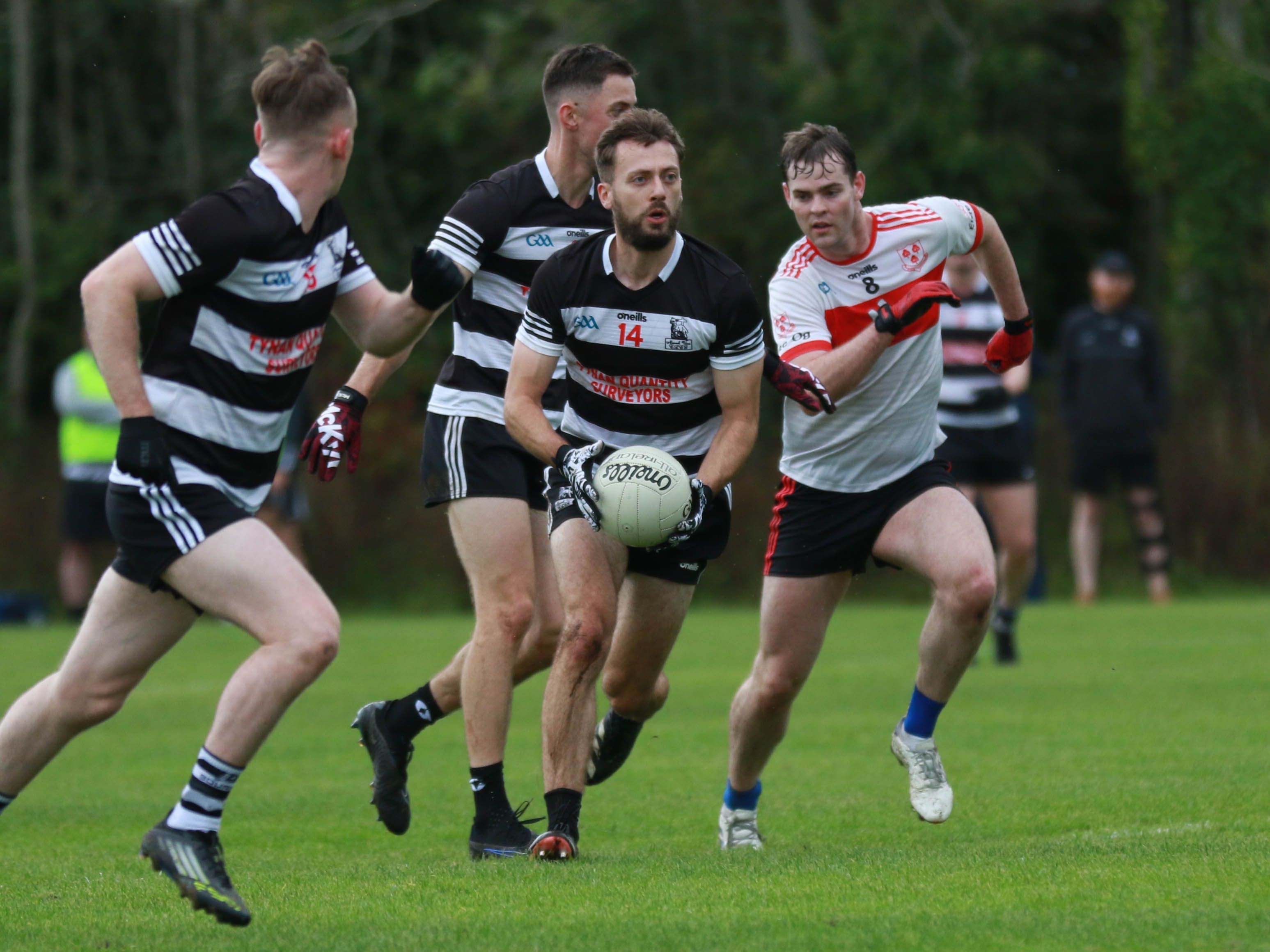 BLACK AND WHITE: St Agnes\' were too strong on Saturday against Éire Óg