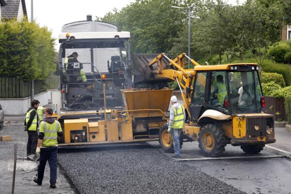 Weekend closures as Dunmurry road resurfacing scheme begins