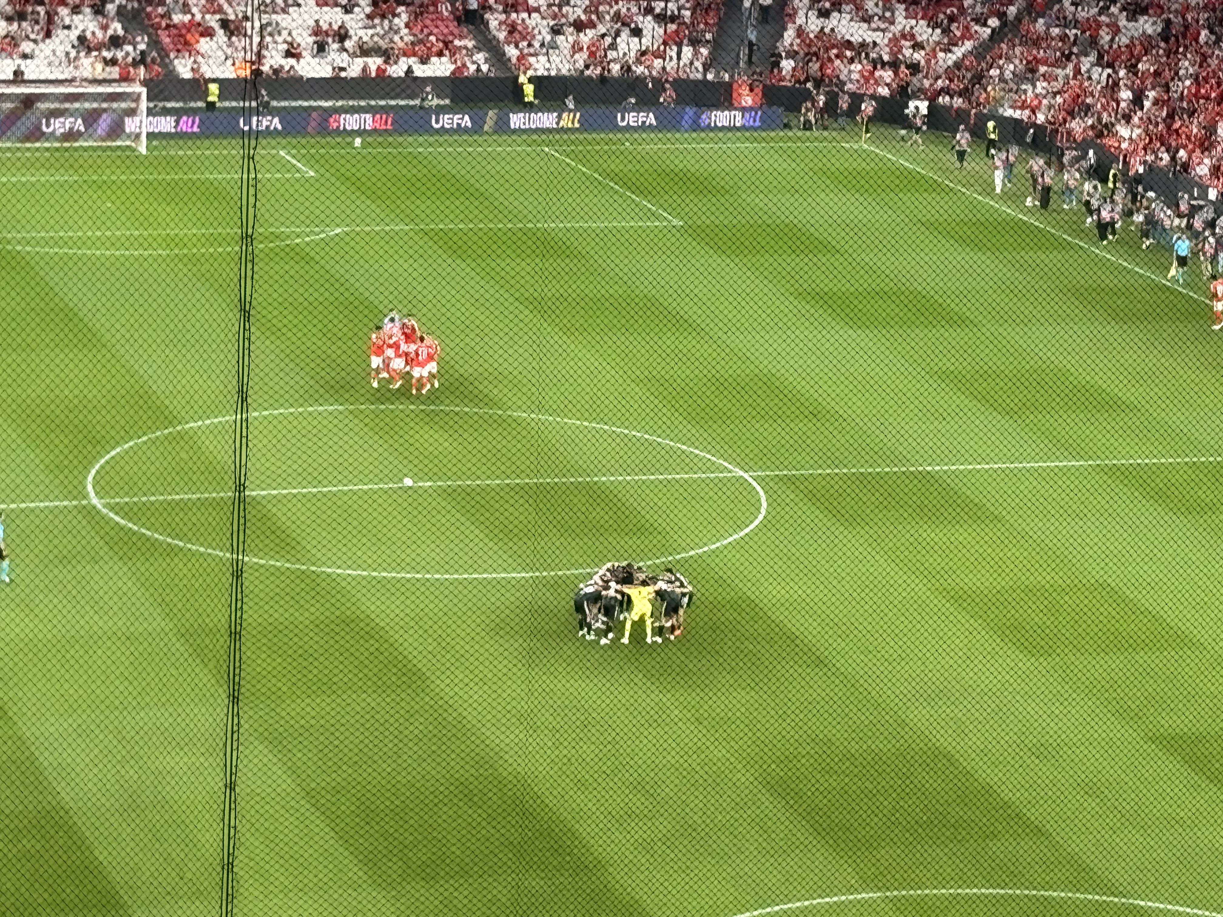 Celtic join the huddle in Lisbon