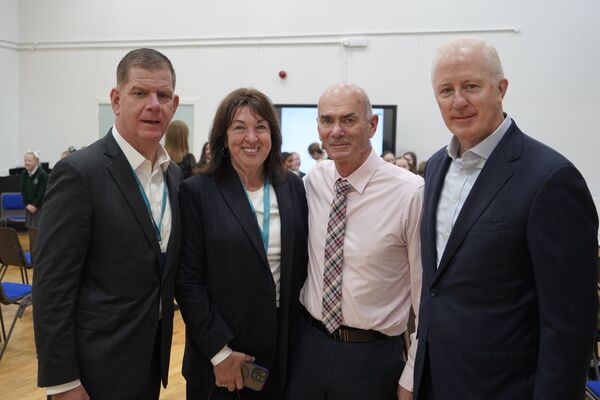 Irish American Partnership announce £10,000 donation to West Belfast primary school