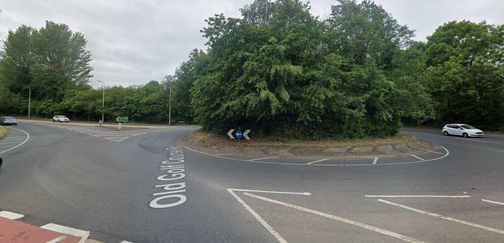 RESURFACING SCHEME: Old Golf Course Road roundabout