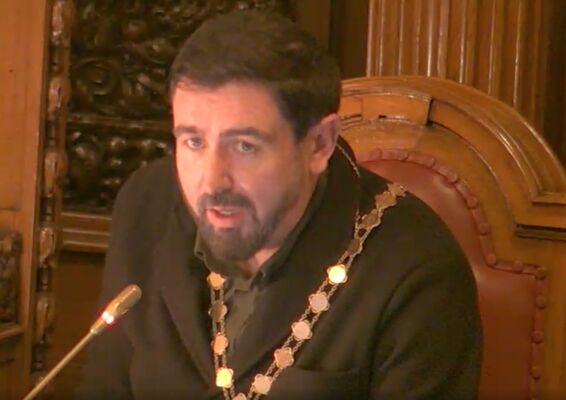 Council passes motion calling for financial support for local artists 