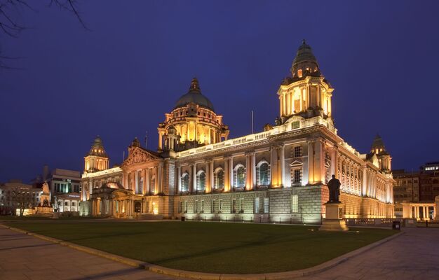 Bereaved families to gather at Belfast City Hall for Covid-19 Day of Reflection