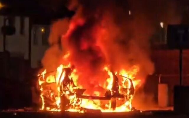 Condemnation after Dunmurry car bomb outside police station