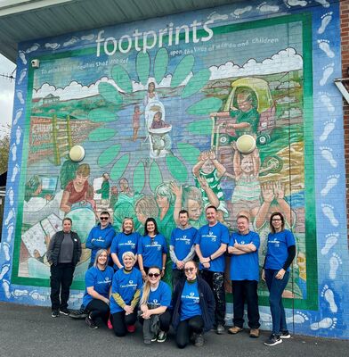 NI Water’s volunteers support Footprints Women’s Centre 