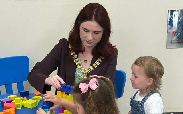 Róis-Máire visits Whiterock Children's Centre on first engagement as Lord Mayor