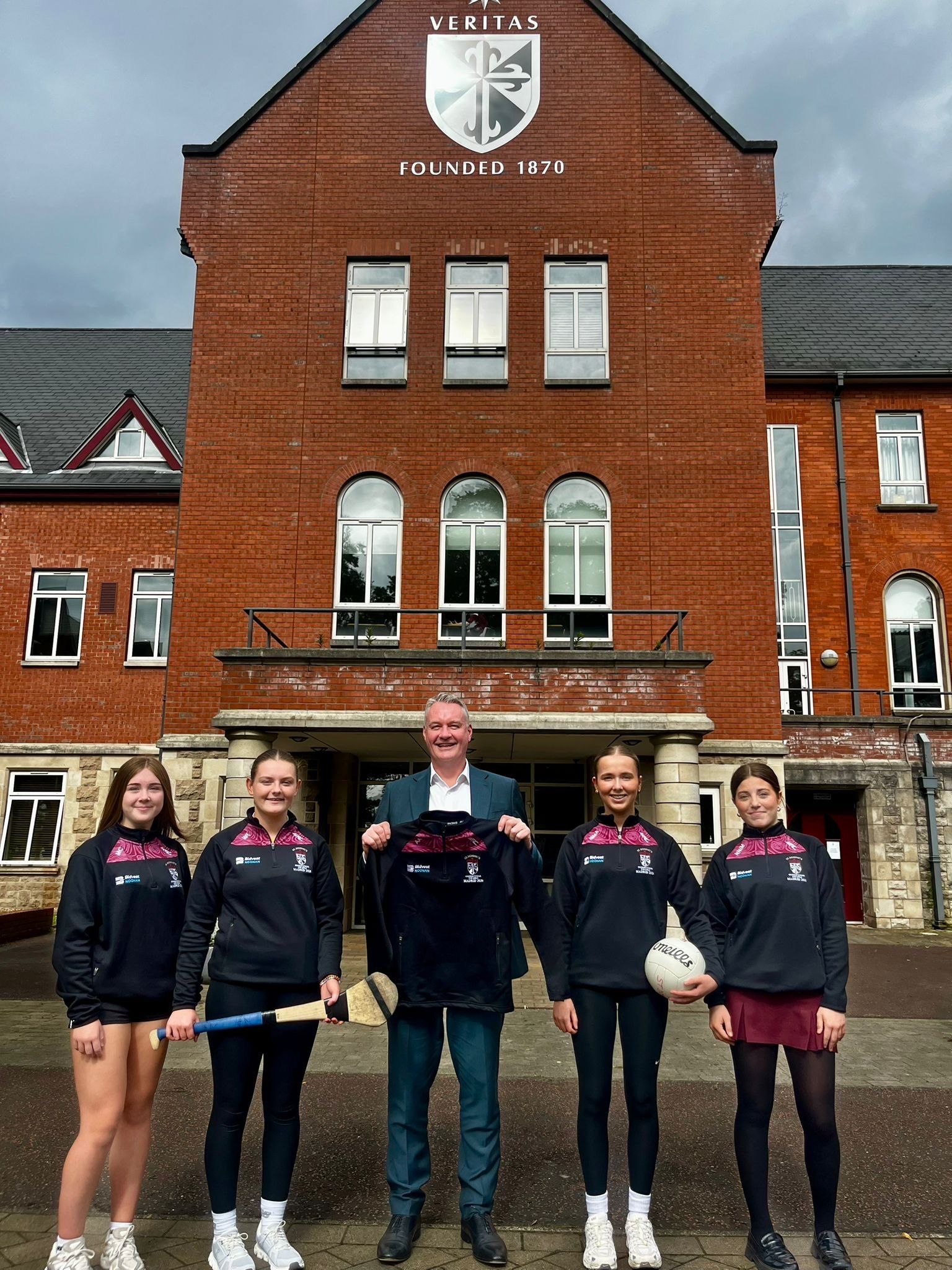 MAITH SIBH: St Dominic\'s will be in Spain promoting Gaelic games. Jim O\'Hagan from sponsors Bidvest Noonan wishes the girls the best of luck