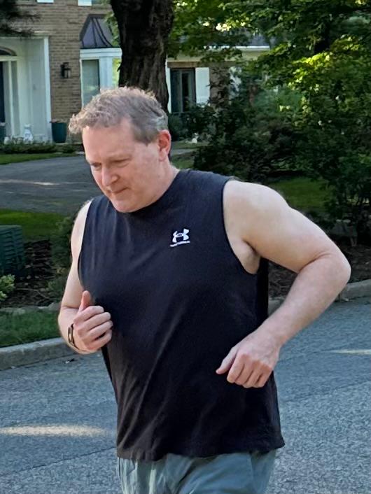 RITH LEAT: New Jersey jurist Mike Breen is taking the plunge — and running and cycling — for local Irish medium schools