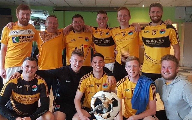 Foireann ag Laochra Loch Lao sa Chorn Domhanda Frithchiníochais